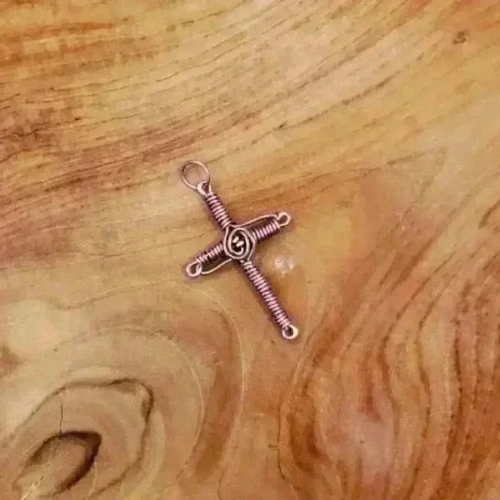 Unisex Cross Pendant